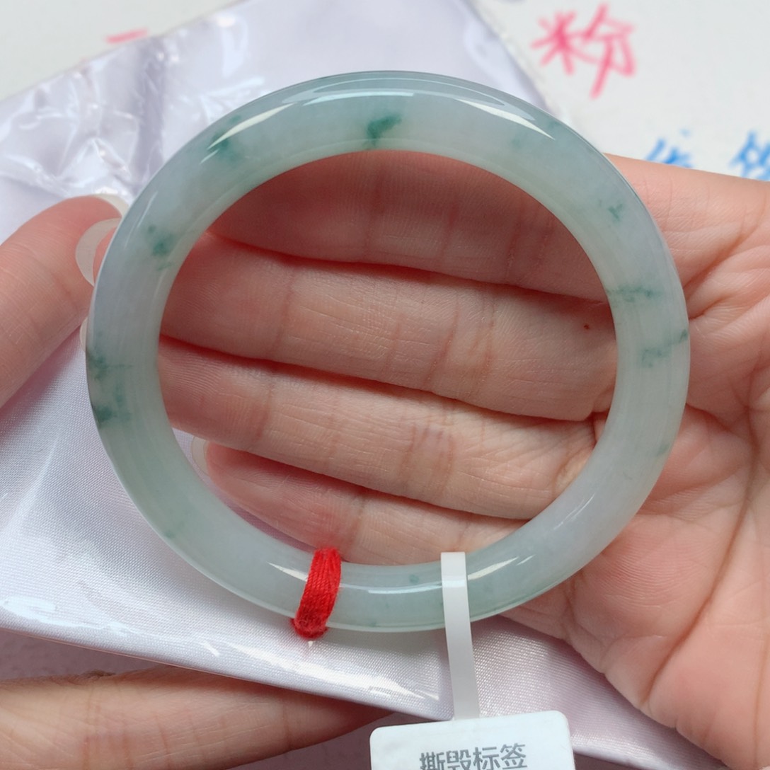 翡翠手镯未镶嵌55.5圆条 冰晴底飘星星小绿花 无纹裂推荐