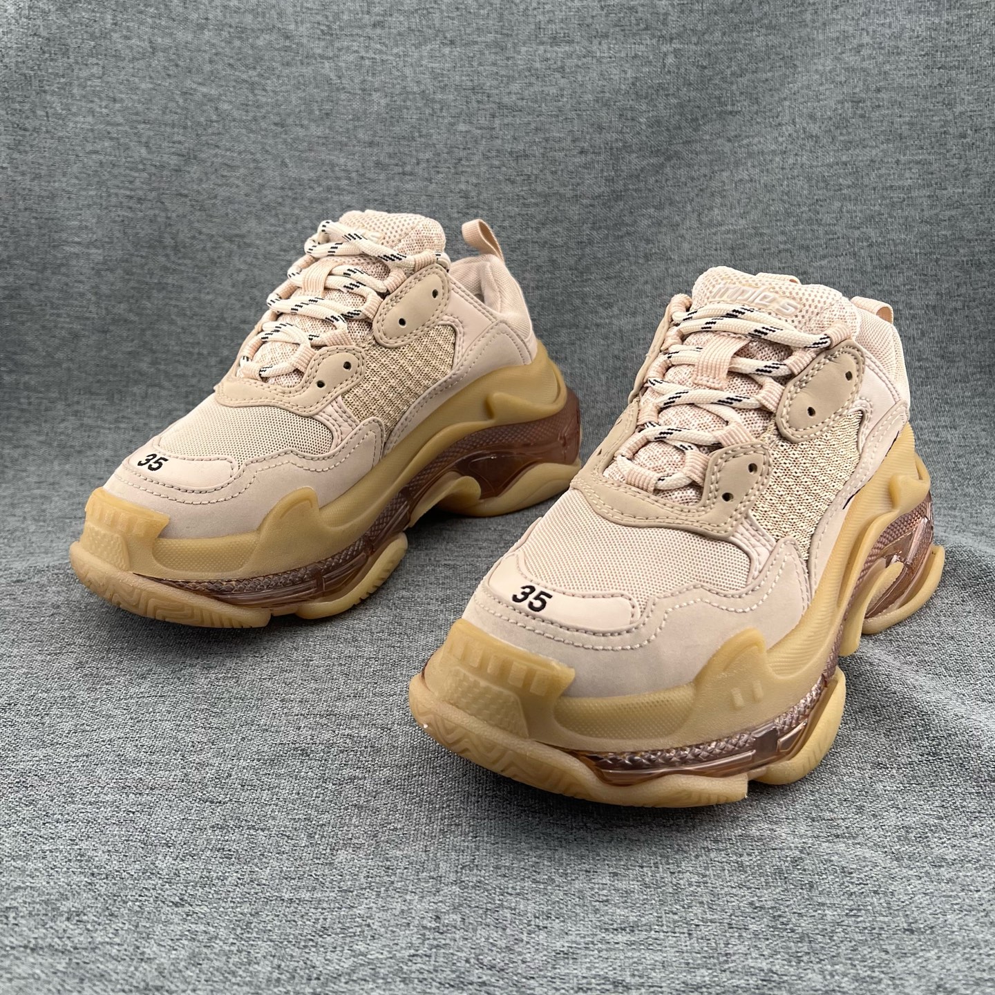 95新 Balenciaga/巴黎世家 巴黎世家 35码 Triple S 老爹鞋 D1356