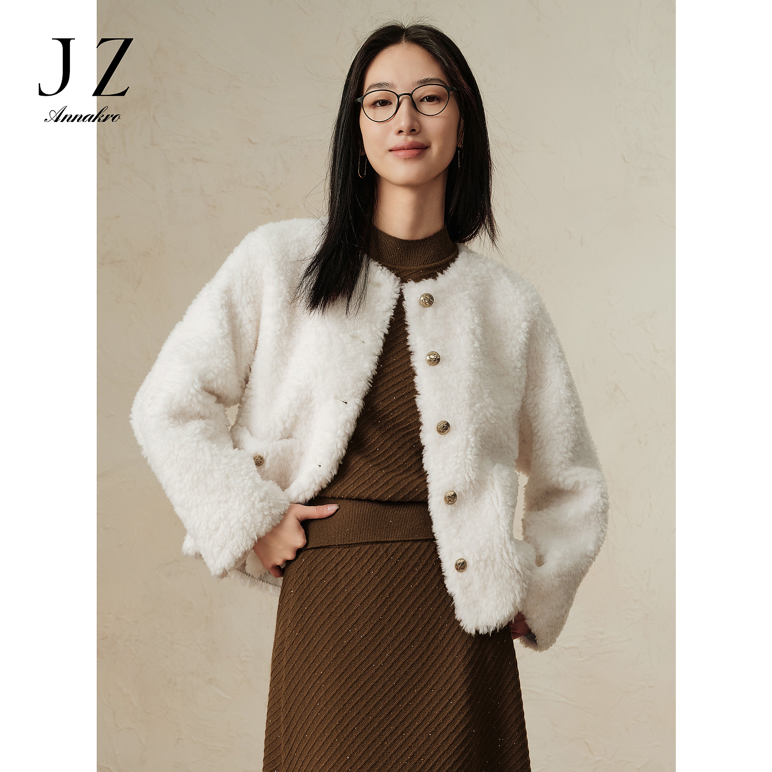 【丽公主专属】玖姿安娜蔻JTED40509优雅淑女气质老钱小香风短款圆