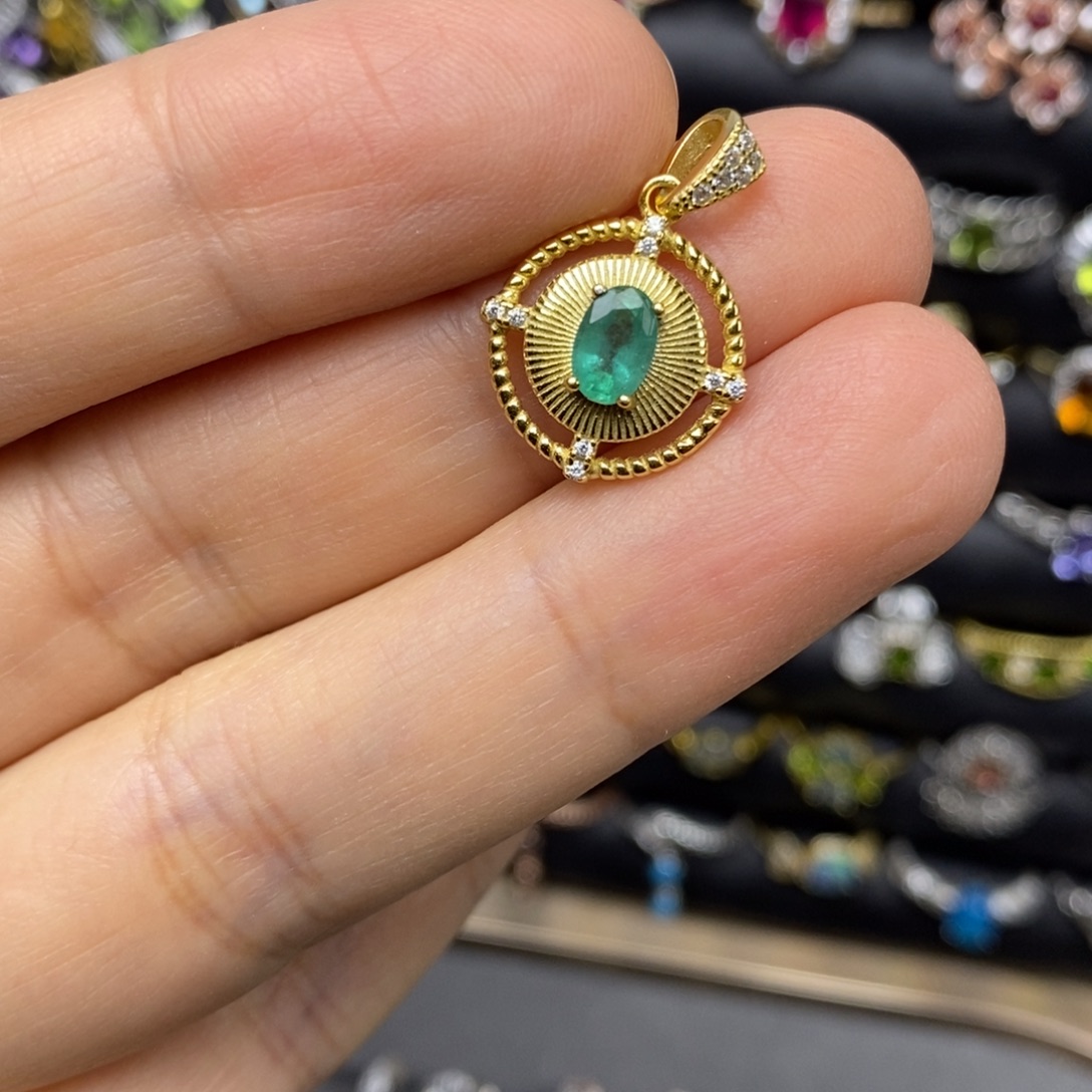 银S925镶嵌祖母绿吊坠(不含链)