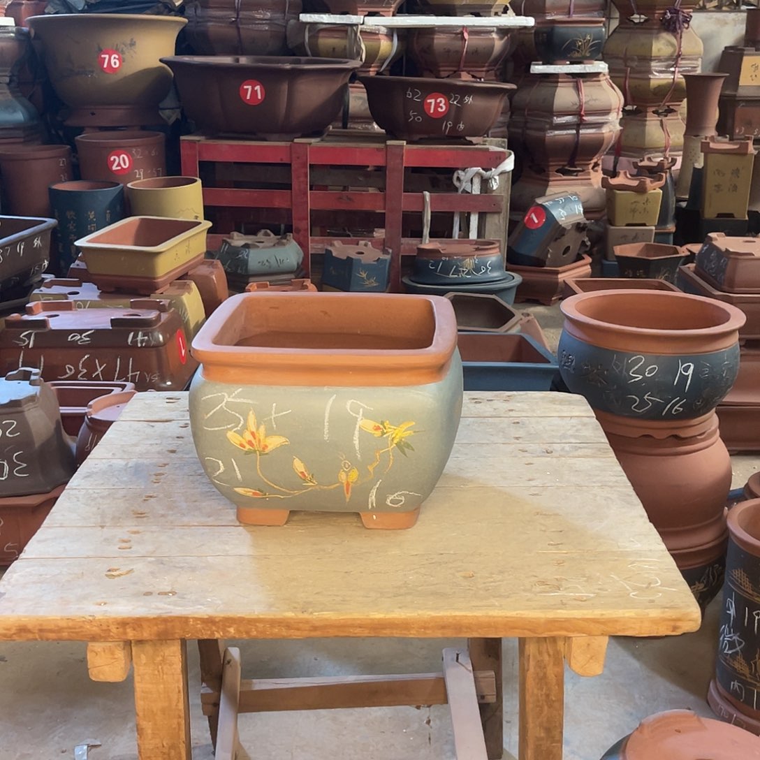 紫砂花盆四方盆一个