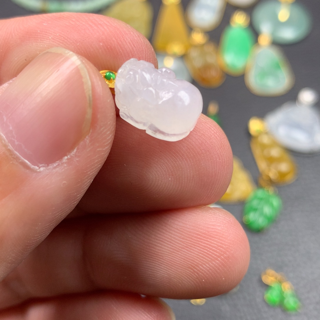 【闪购商品】颈饰18K金镶嵌翡翠翡翠