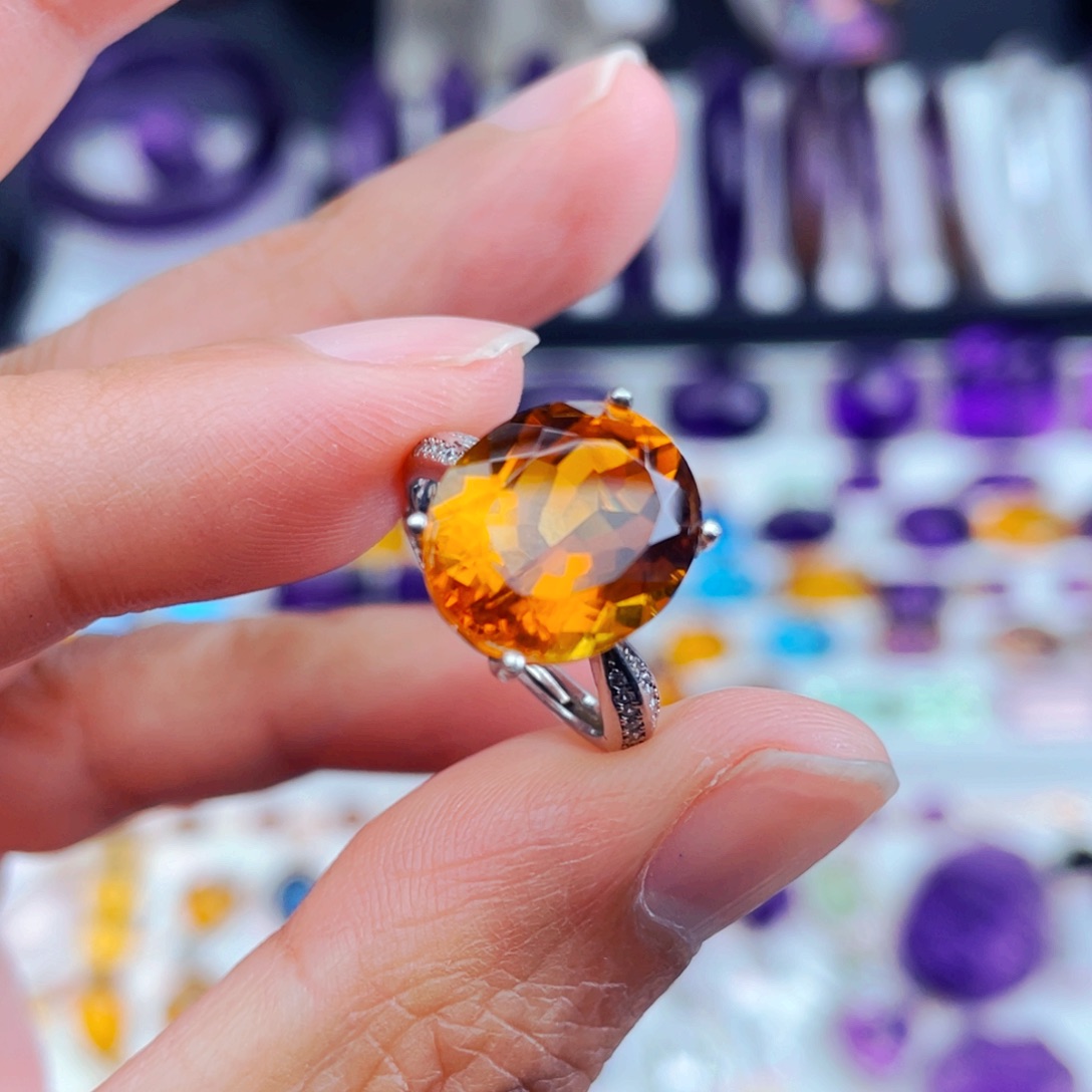 工厂精品定制天然黄水晶戒指银S925镶嵌水晶