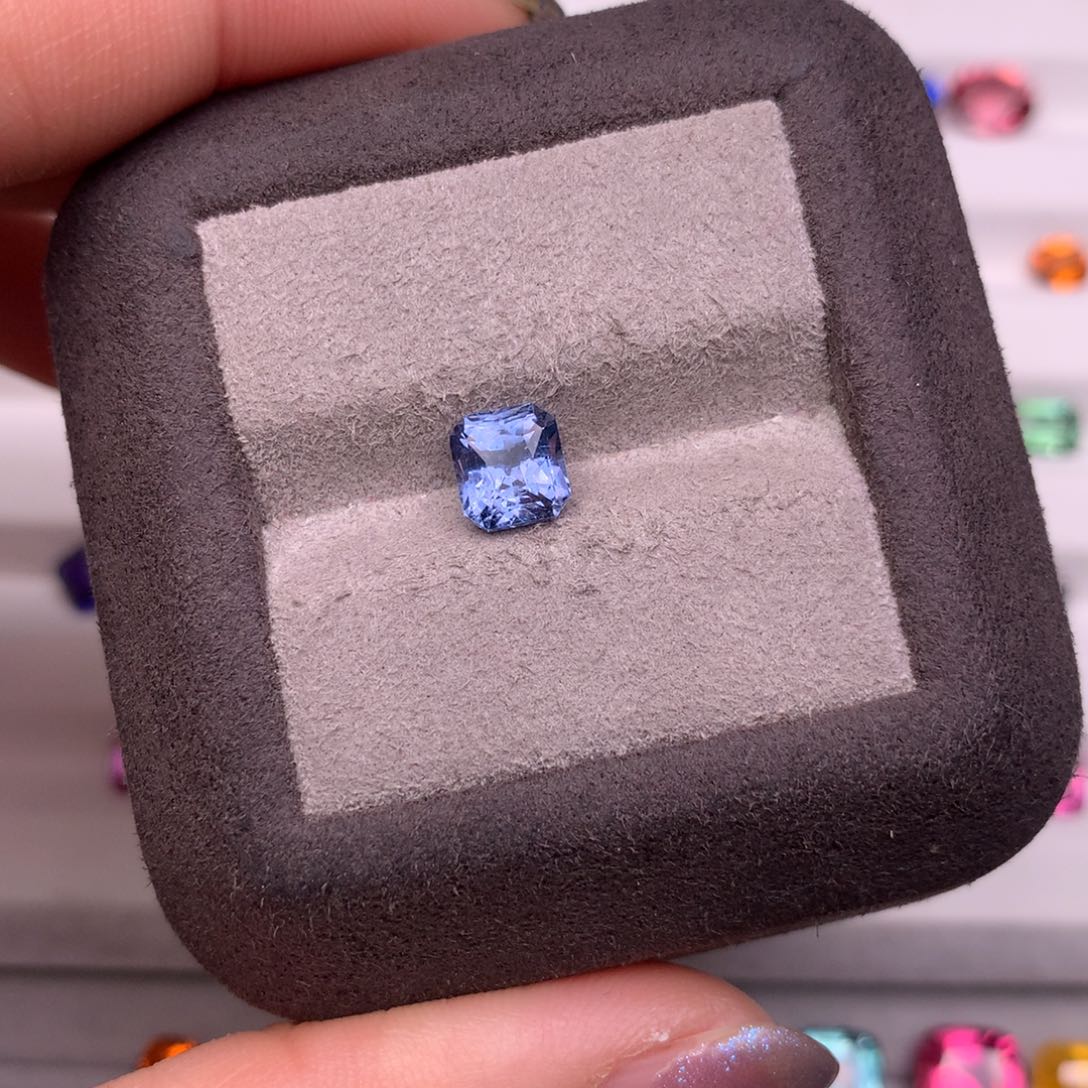 尖晶石裸石未镶嵌1.58