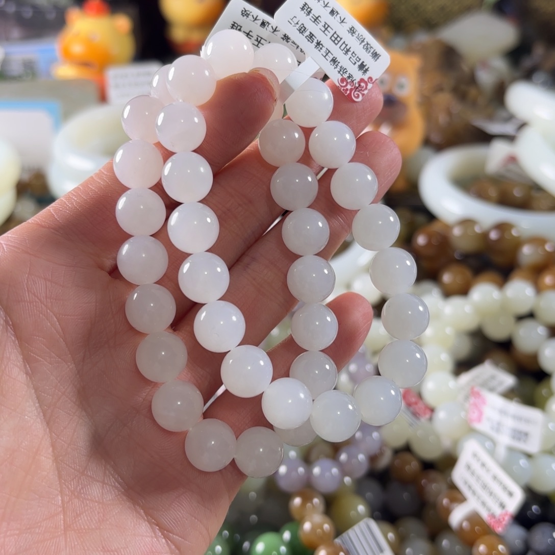 哈***菜和田玉未镶嵌手串34