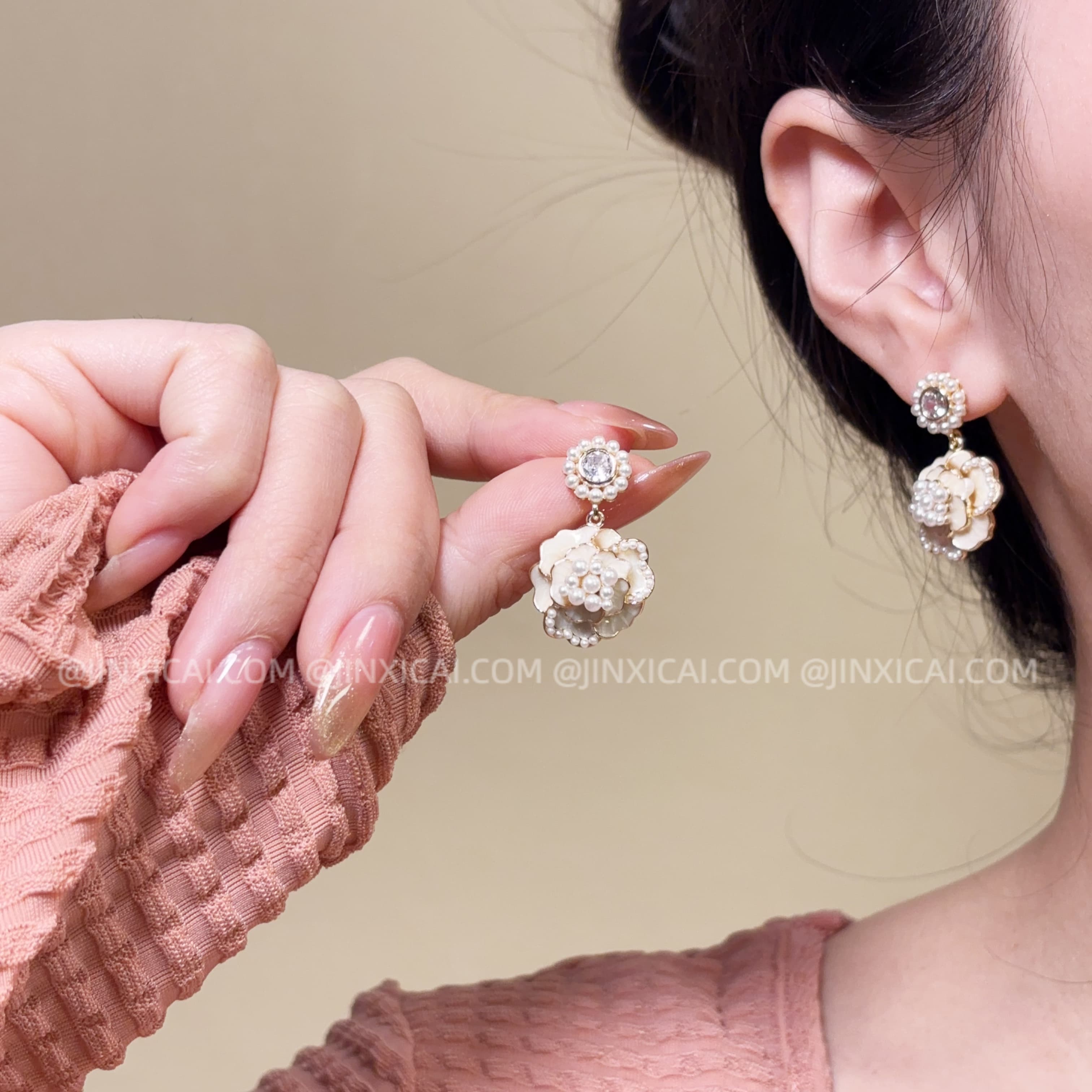 合金耳饰 【完美恋人】JXC金喜彩复古轻奢复古滴釉山茶花耳钉6041