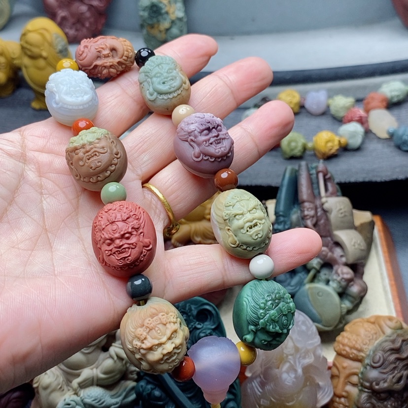 【闪购商品】定制石英质玉吊坠未镶嵌