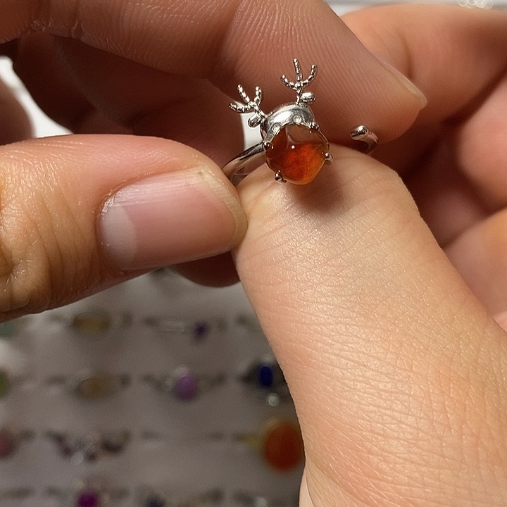 水晶戒指未镶嵌石榴石