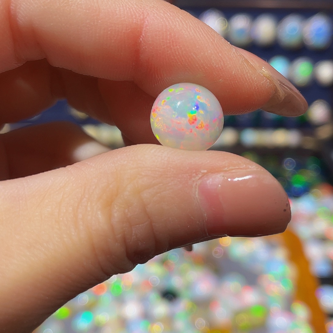 欧泊欧泊裸石未镶嵌笑**答