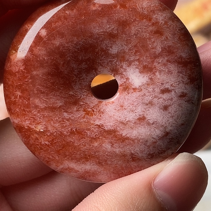 田***n硅化玉未镶嵌颈饰