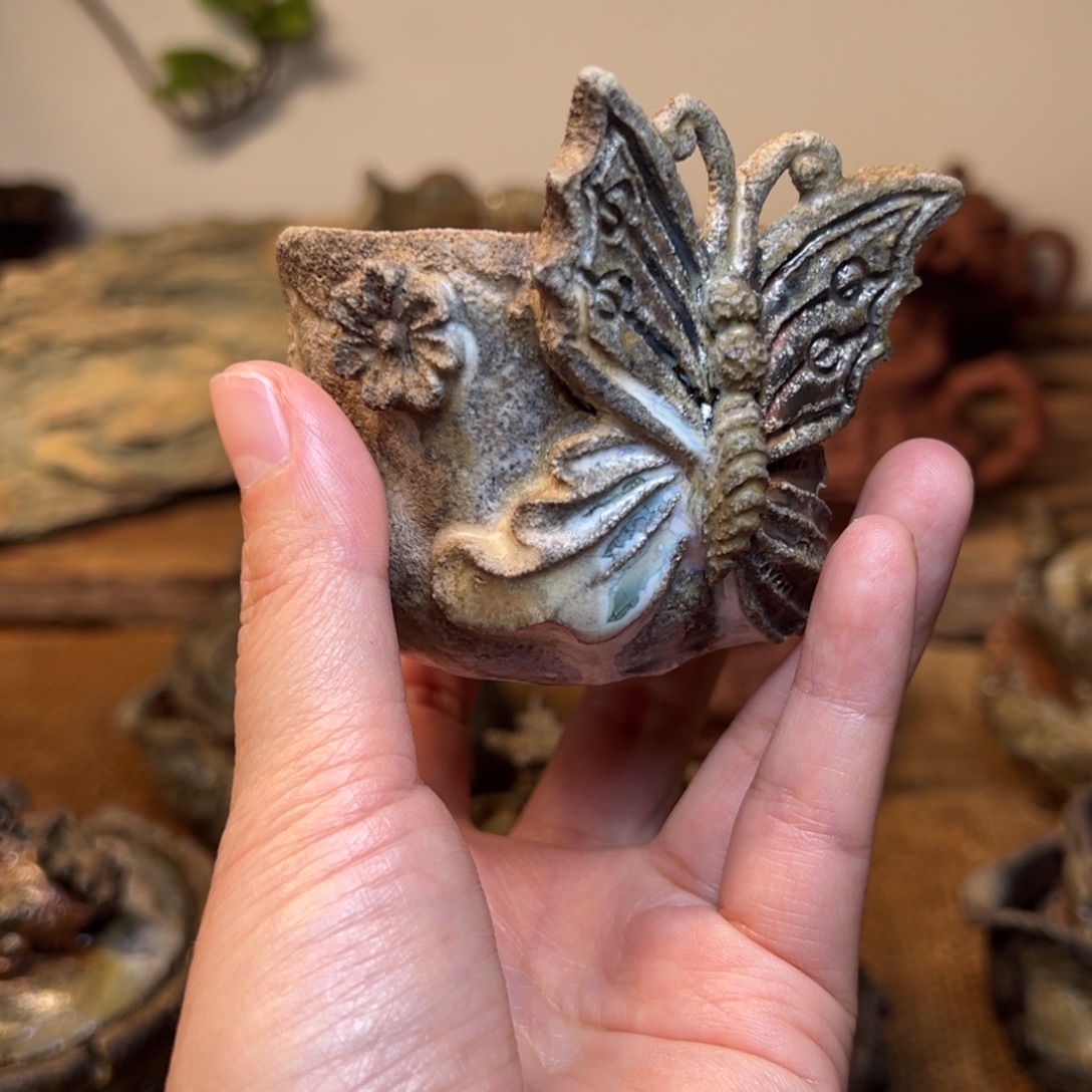 柴烧手捏蝴蝶杯杯