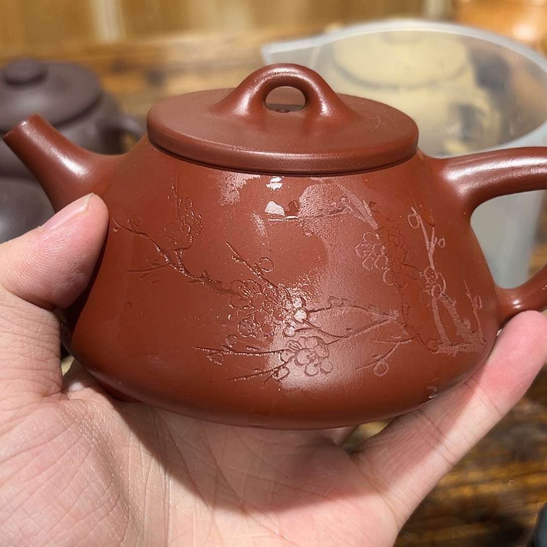 茶壶紫砂紫砂的味道很