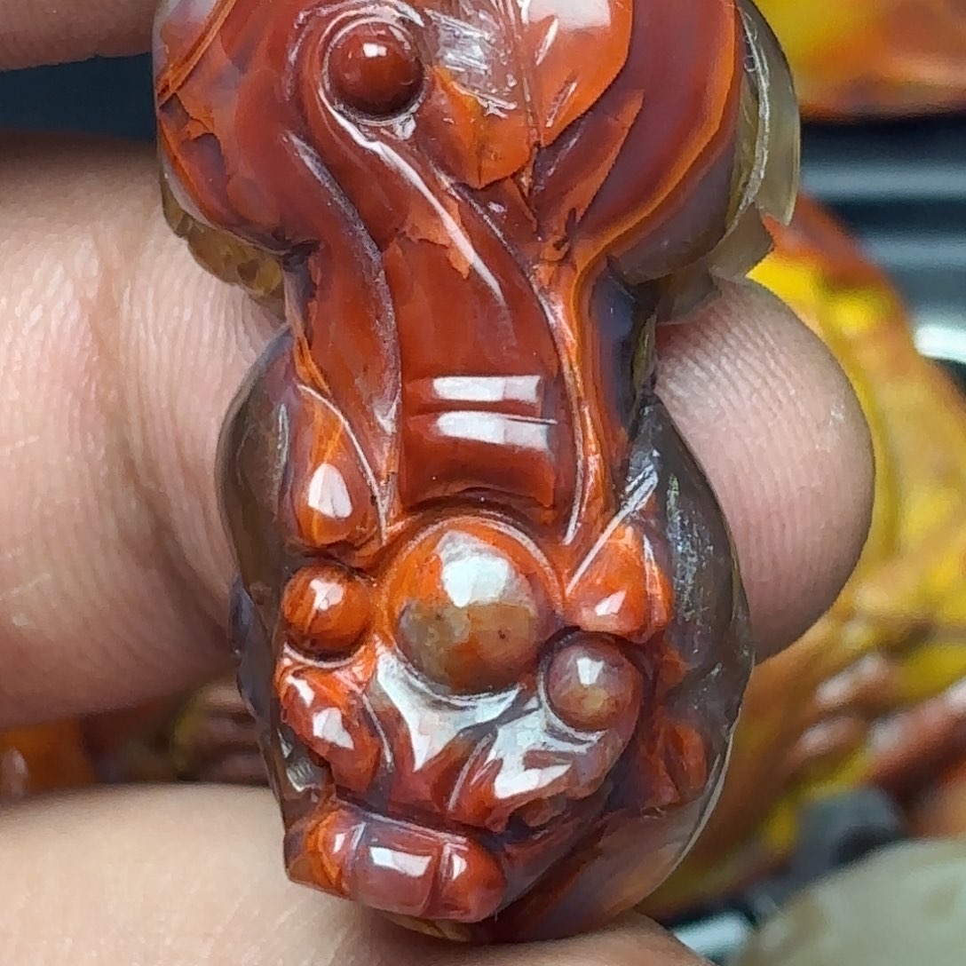 超***哥玛瑙/玉髓未镶嵌玛瑙