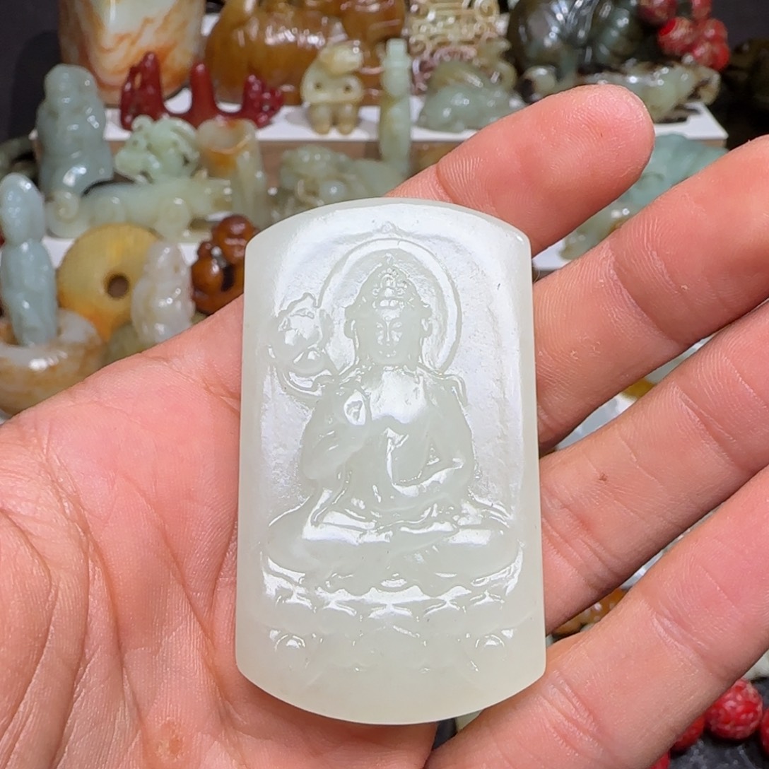 皇***勒和田玉未镶嵌挂件