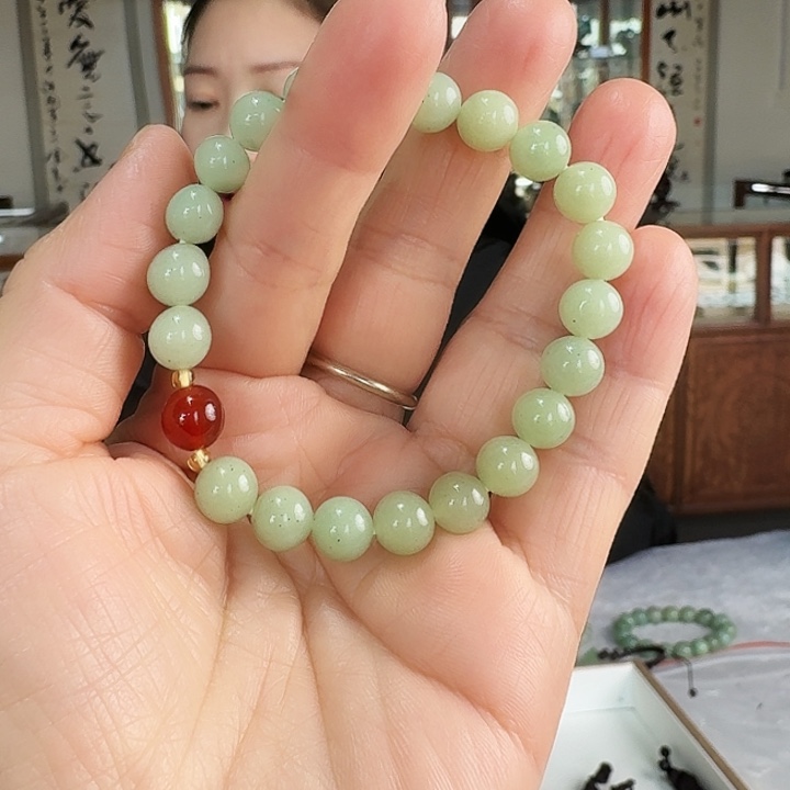 密玉（石英质玉）未镶嵌颈饰