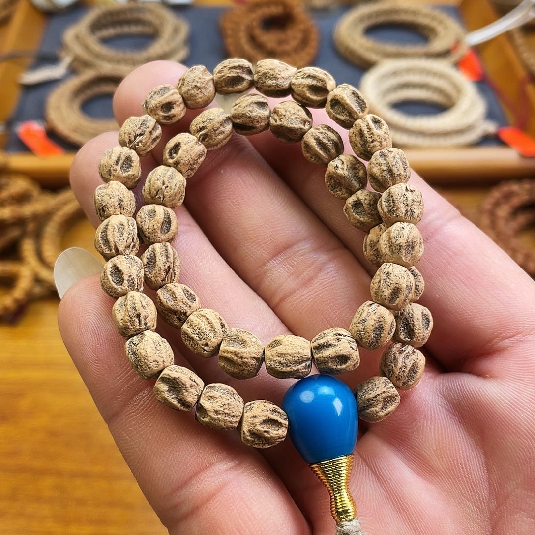 柏香籽/百香籽吊坠热振7mm鬼脸手持