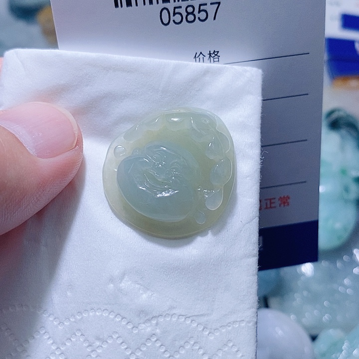 翡翠未镶嵌颈饰天光墟翡翠市场现金代购