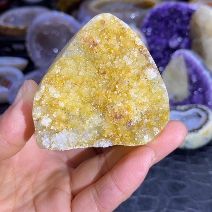 未镶嵌珠宝半成品水晶