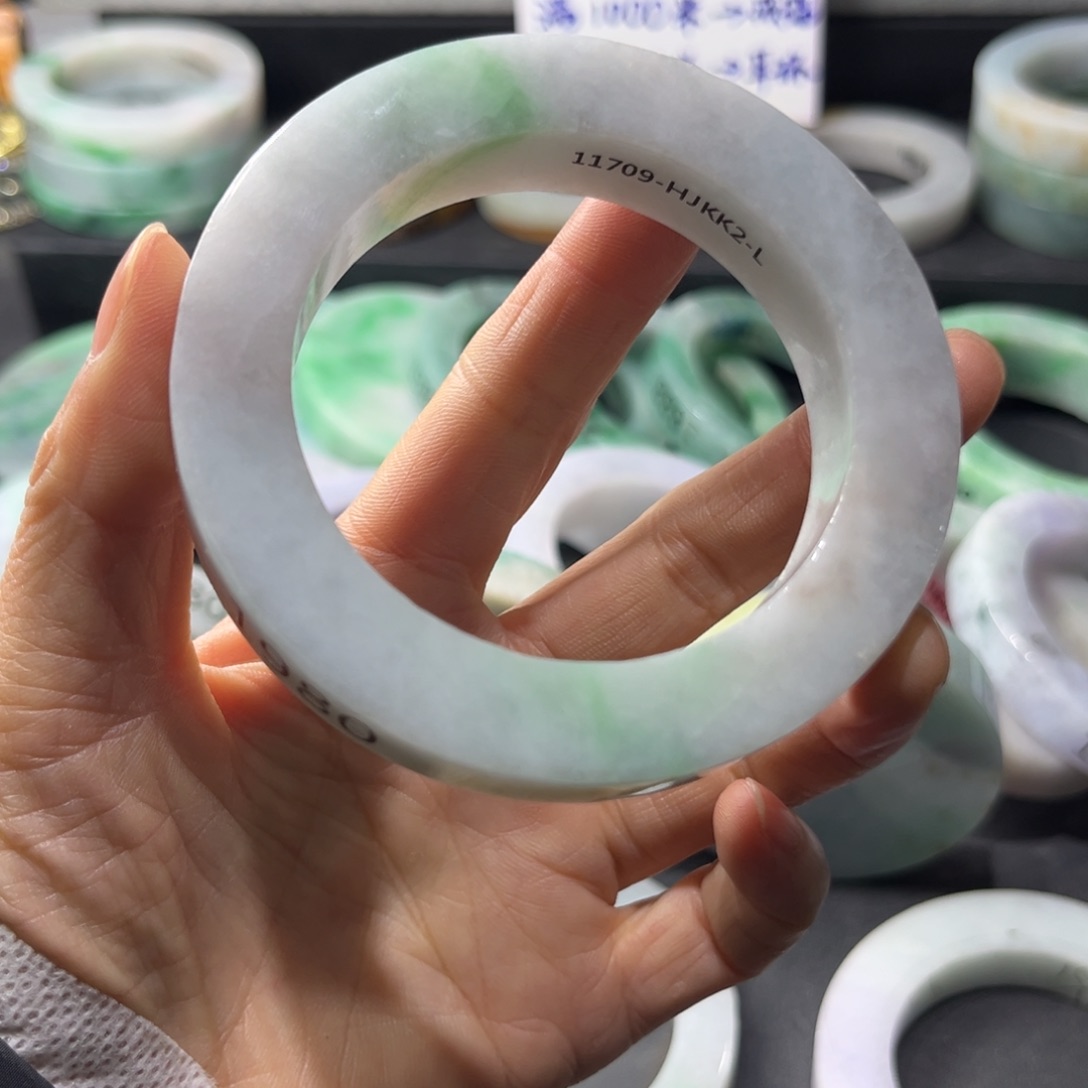 定制翡翠翡翠手镯项链戒指未镶嵌