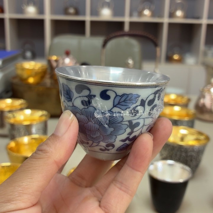 峰***哥李小鹤瓷包银採织莲包银杯