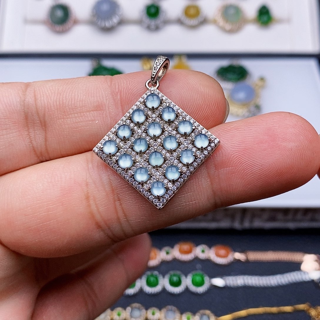 翡翠颈饰银S925镶嵌项链