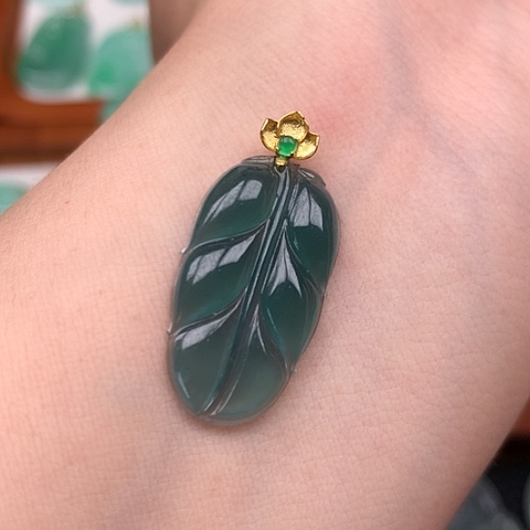 翡翠吊坠(不含链)未镶嵌