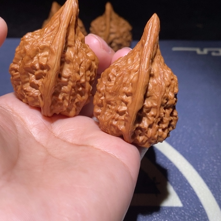 吊坠文玩核桃红缨枪