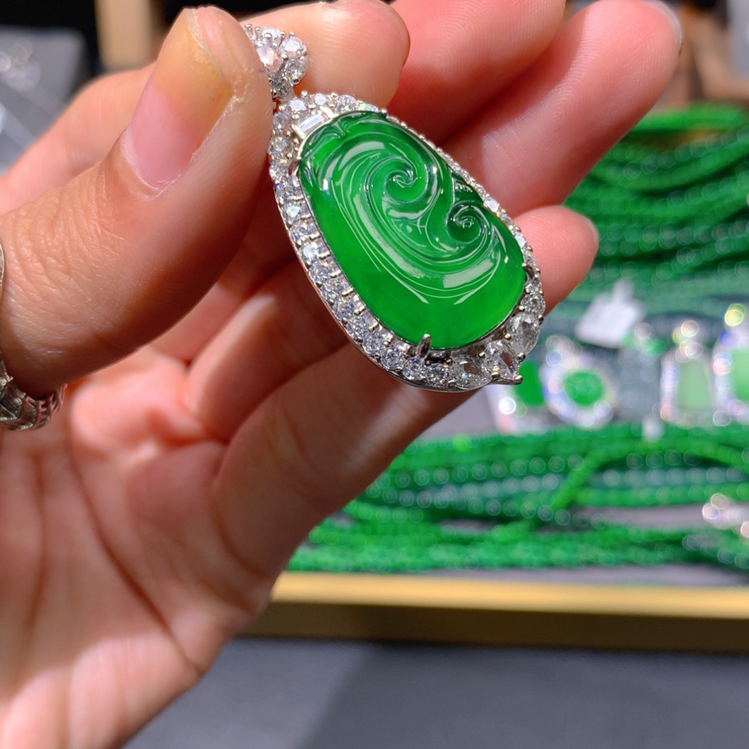 翡翠戒指未镶嵌天然翡翠