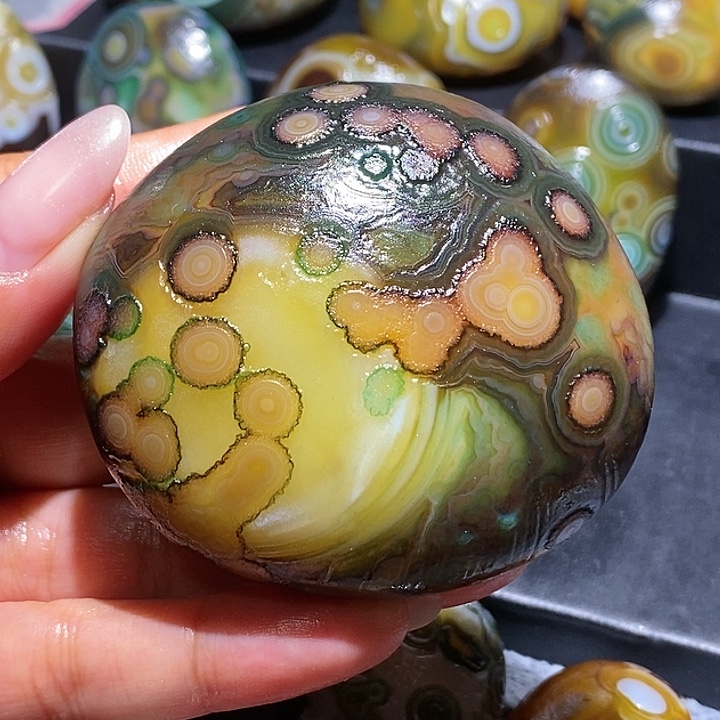 玛瑙/玉髓未镶嵌珠宝奇石16