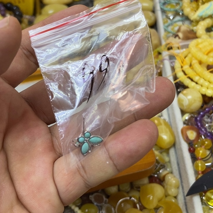 蜜蜡银S925镶嵌裸石耳钉