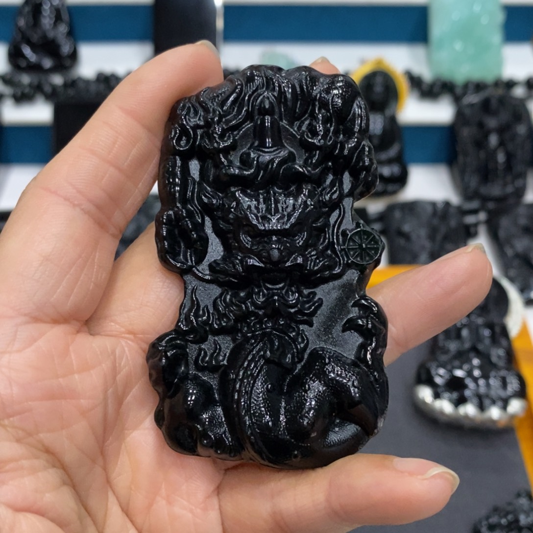 心***痕蛇纹石玉未镶嵌吊坠