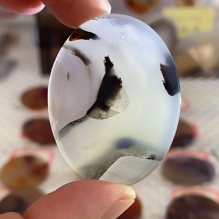 玛瑙/玉髓未镶嵌颈饰