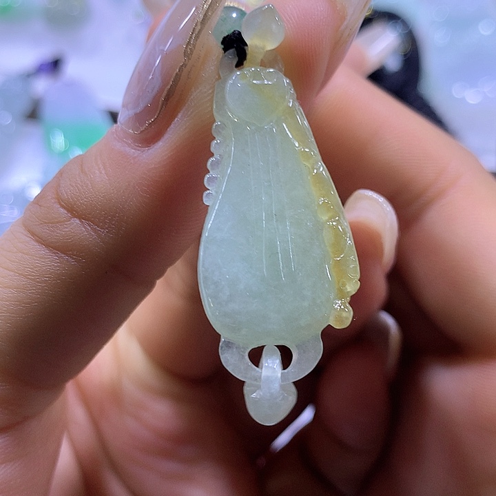 翡翠颈饰未镶嵌天然翡翠A货吊坠