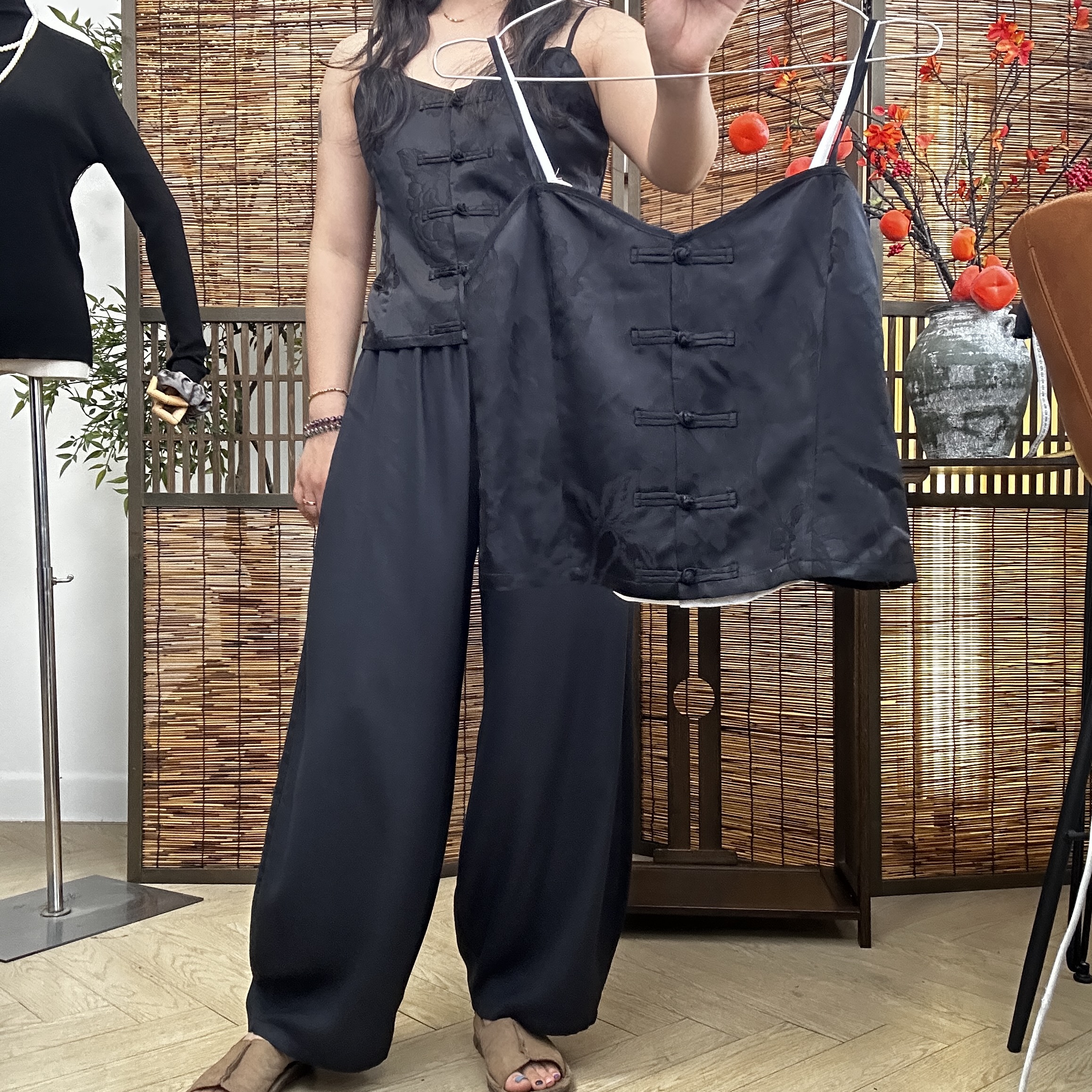 桑蚕丝修身型纯欲风国风清新风吊带背心时尚夏季百搭黑色网红休闲