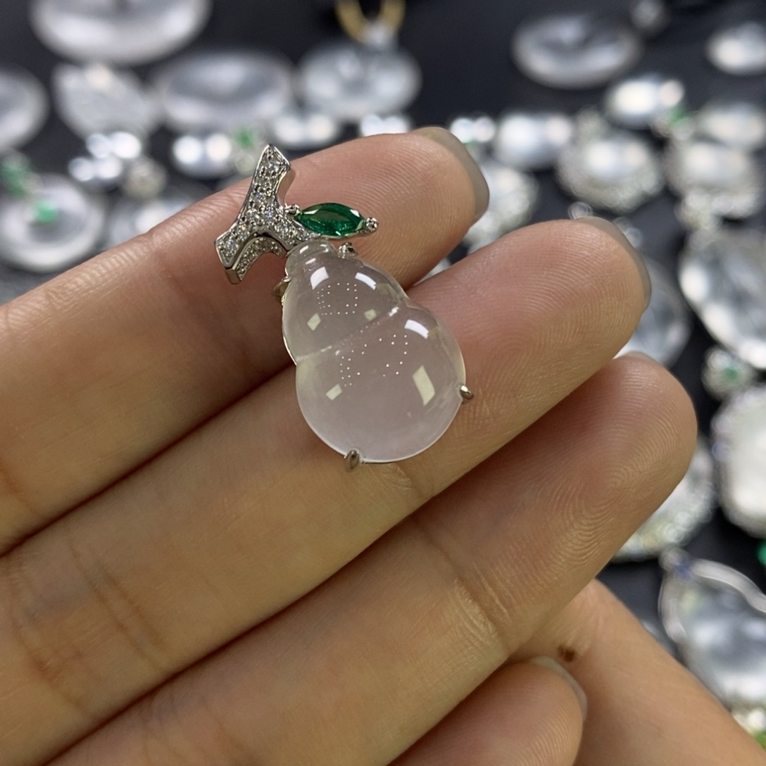 石英质玉吊坠(赠链)银S925镶嵌