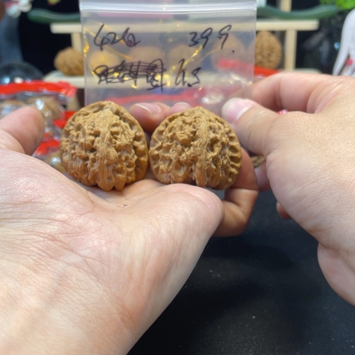 文玩核桃把件h*s42白狮子