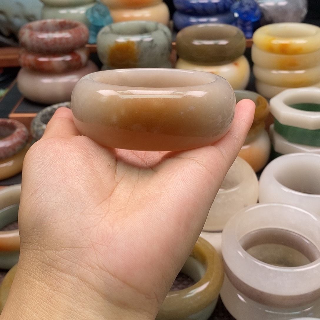 石英岩玉手镯未镶嵌叽**咕