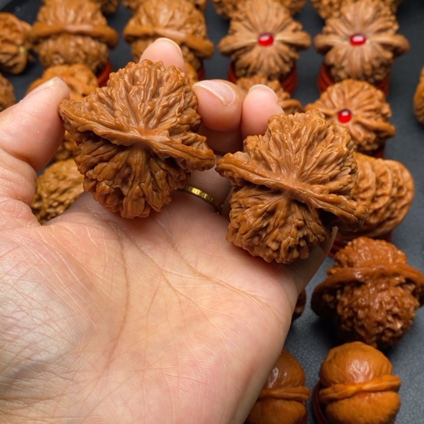 【闪购商品】文玩核桃把件45篓子