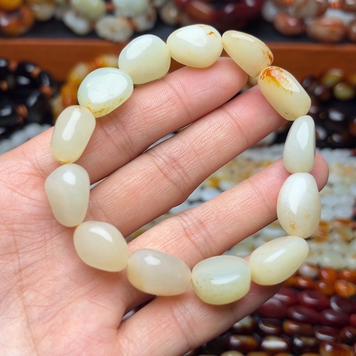 和田玉未镶嵌手链