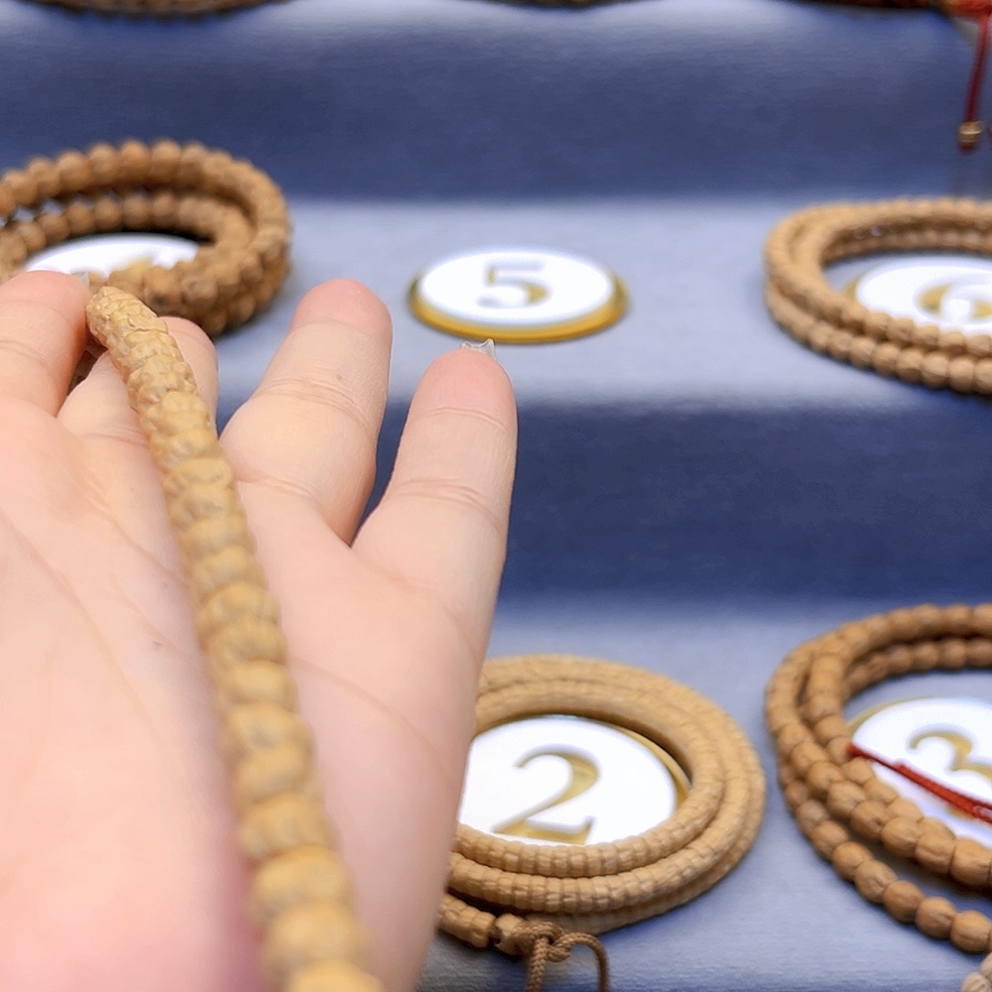 柏香籽/百香籽手串皓****聊