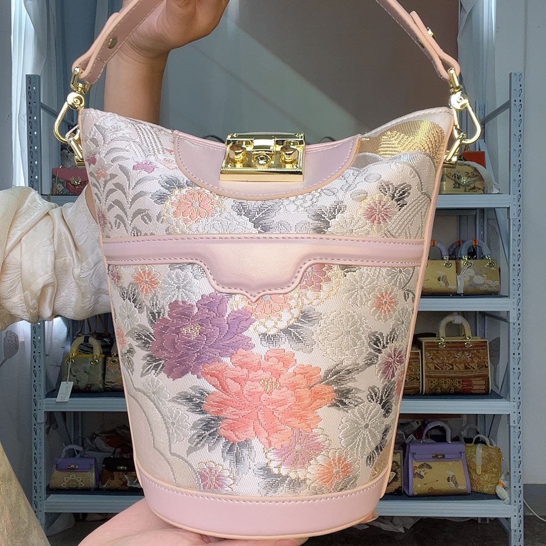 织物桑蚕丝非遗唐锦薯条包