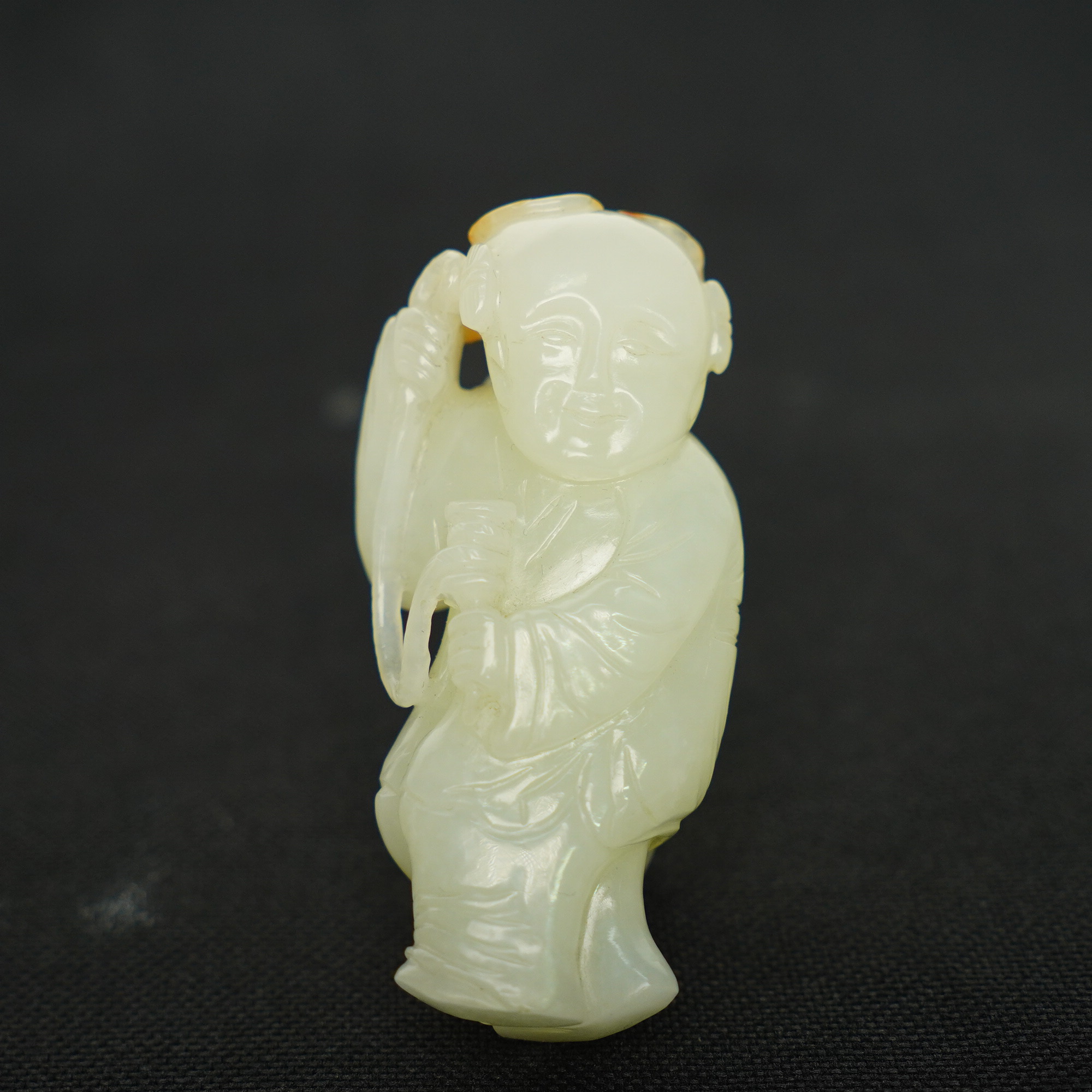 【清】白王童子把件（高7.5cm）
