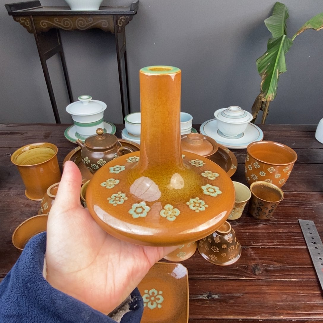 朱砂胎草木灰宝相花纹 晾壶架 个别针眼