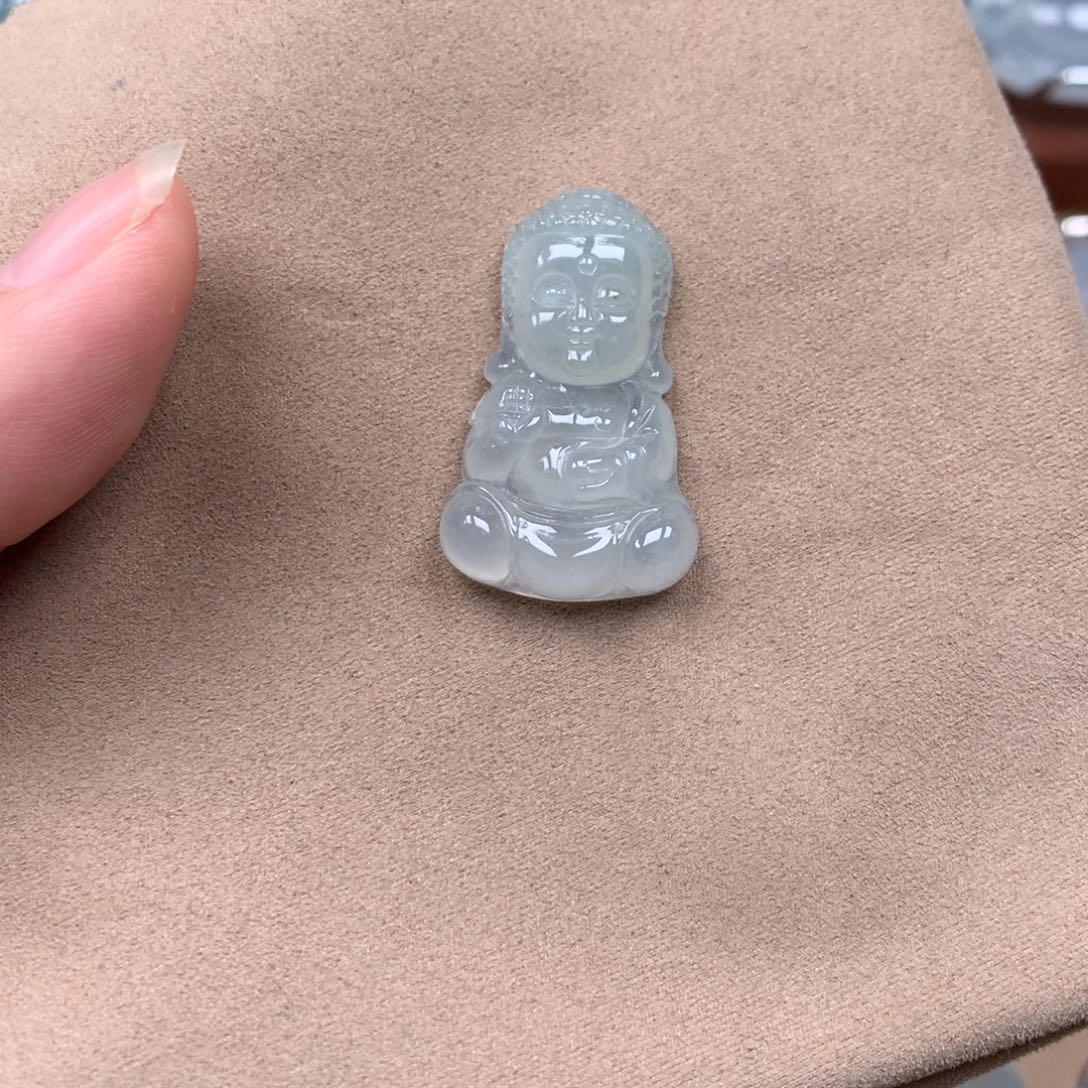 翡翠未镶嵌颈饰缅甸翡翠