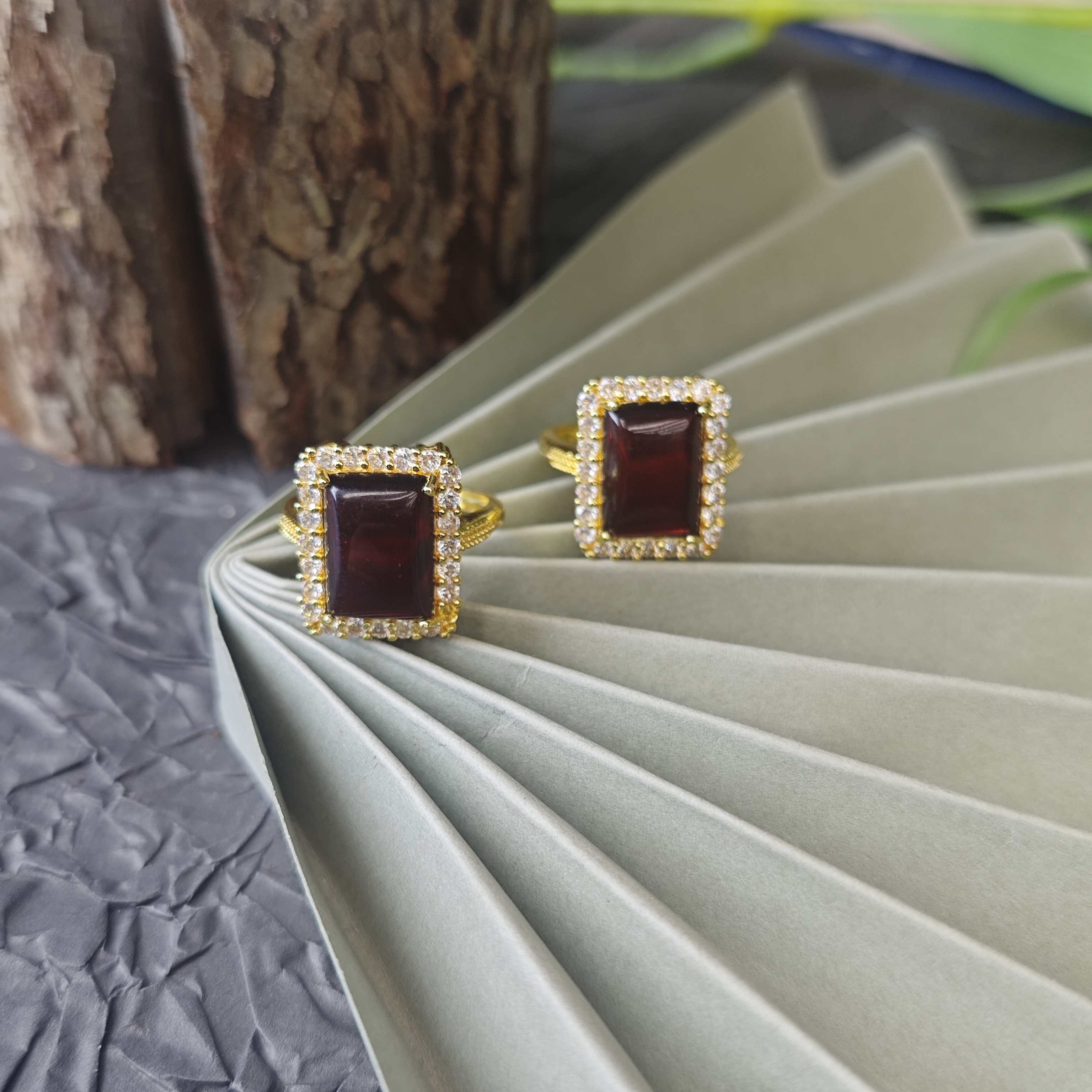 高定珠宝复古百搭款琥珀方形戒指-多样性发其一-a514