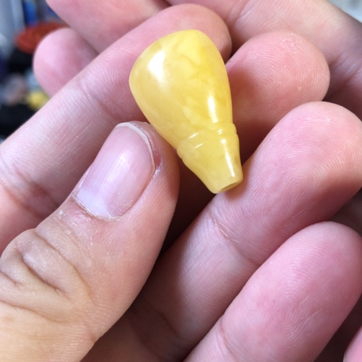 蜜蜡珠宝奇石未镶嵌