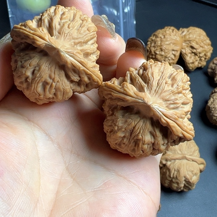 核桃全品无修南疆石