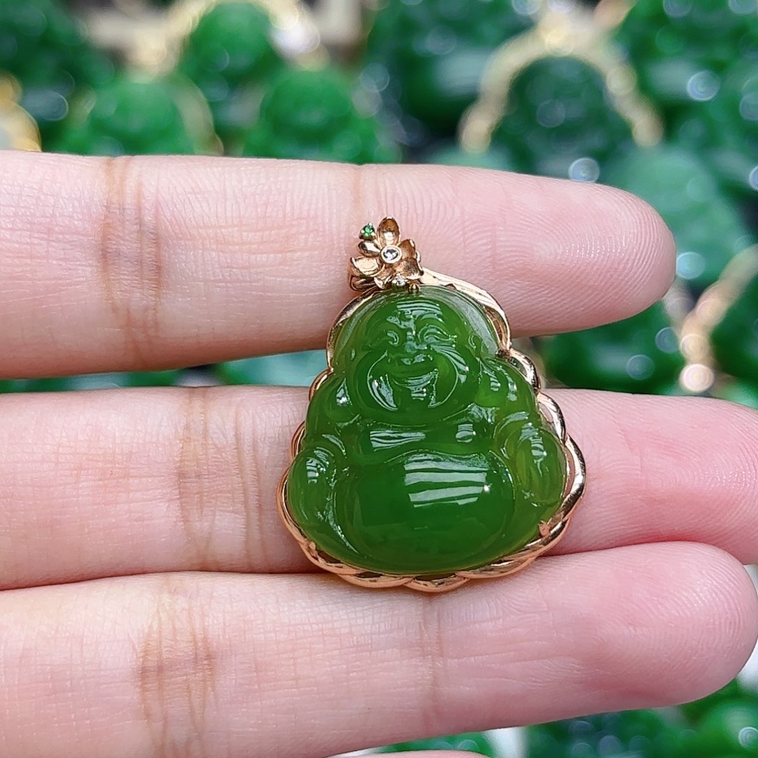 和田玉（碧玉）颈饰18K金镶嵌