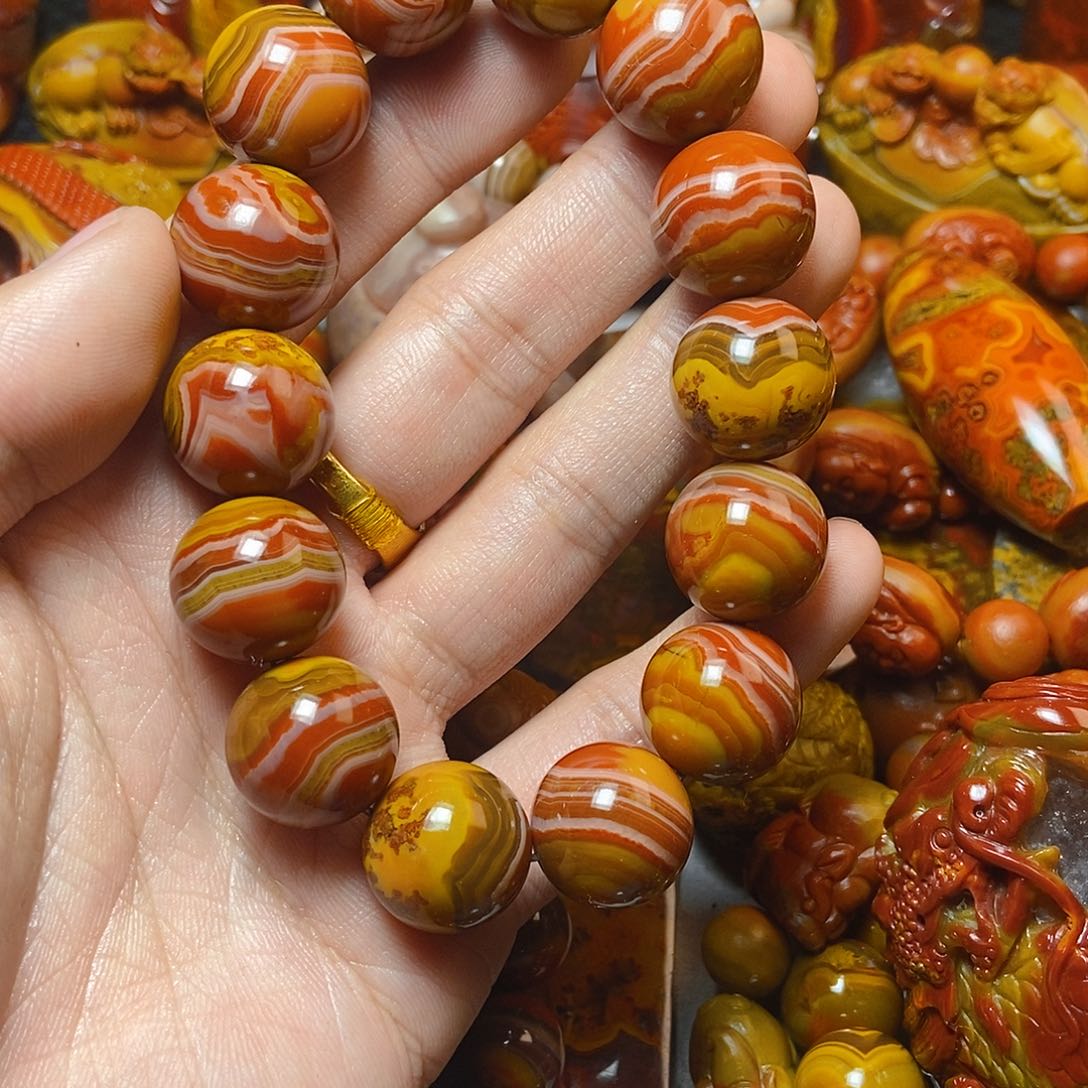 未镶嵌其他玛瑙/玉髓瑞*