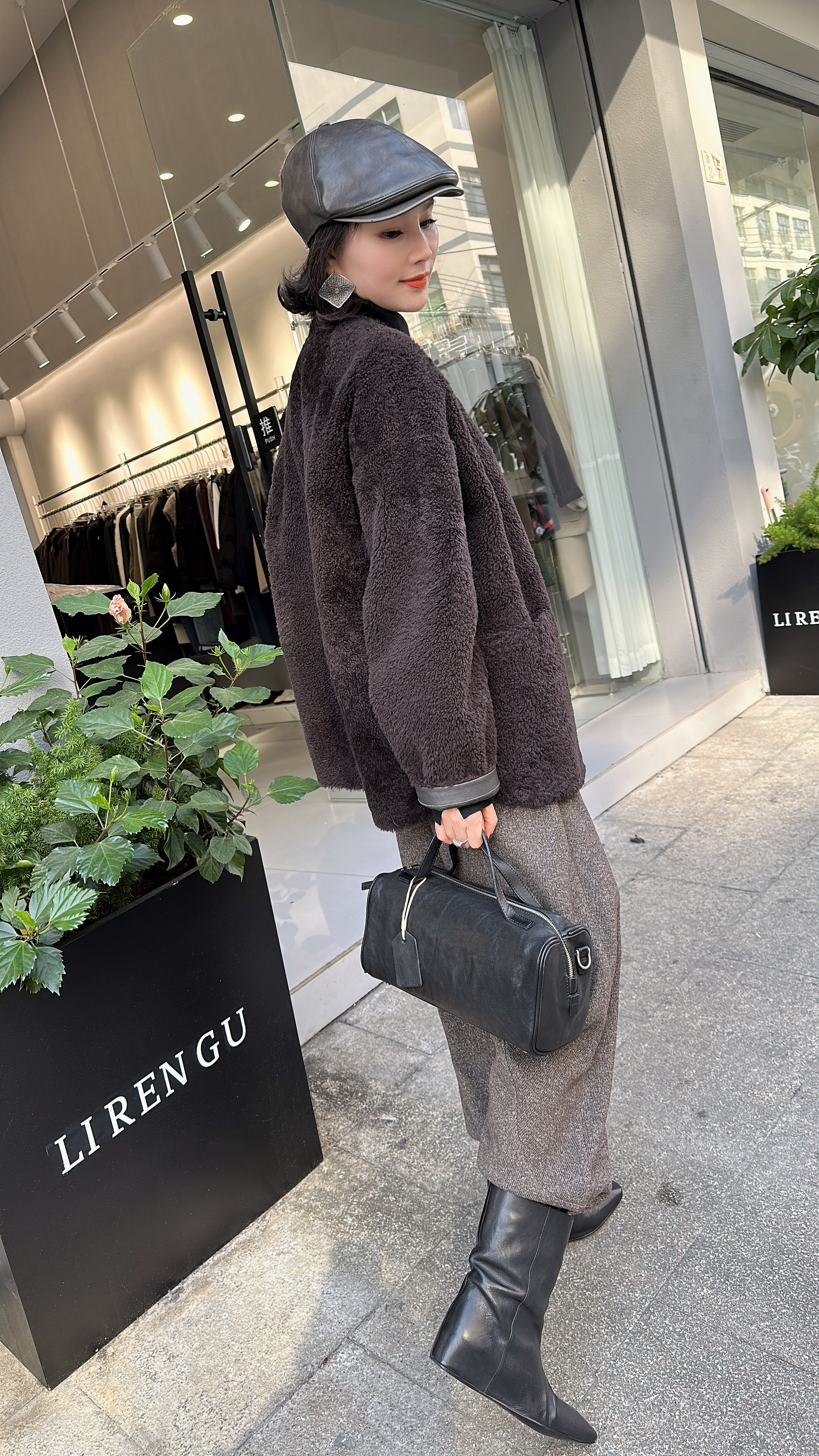 2025新款靴子时尚新款百搭